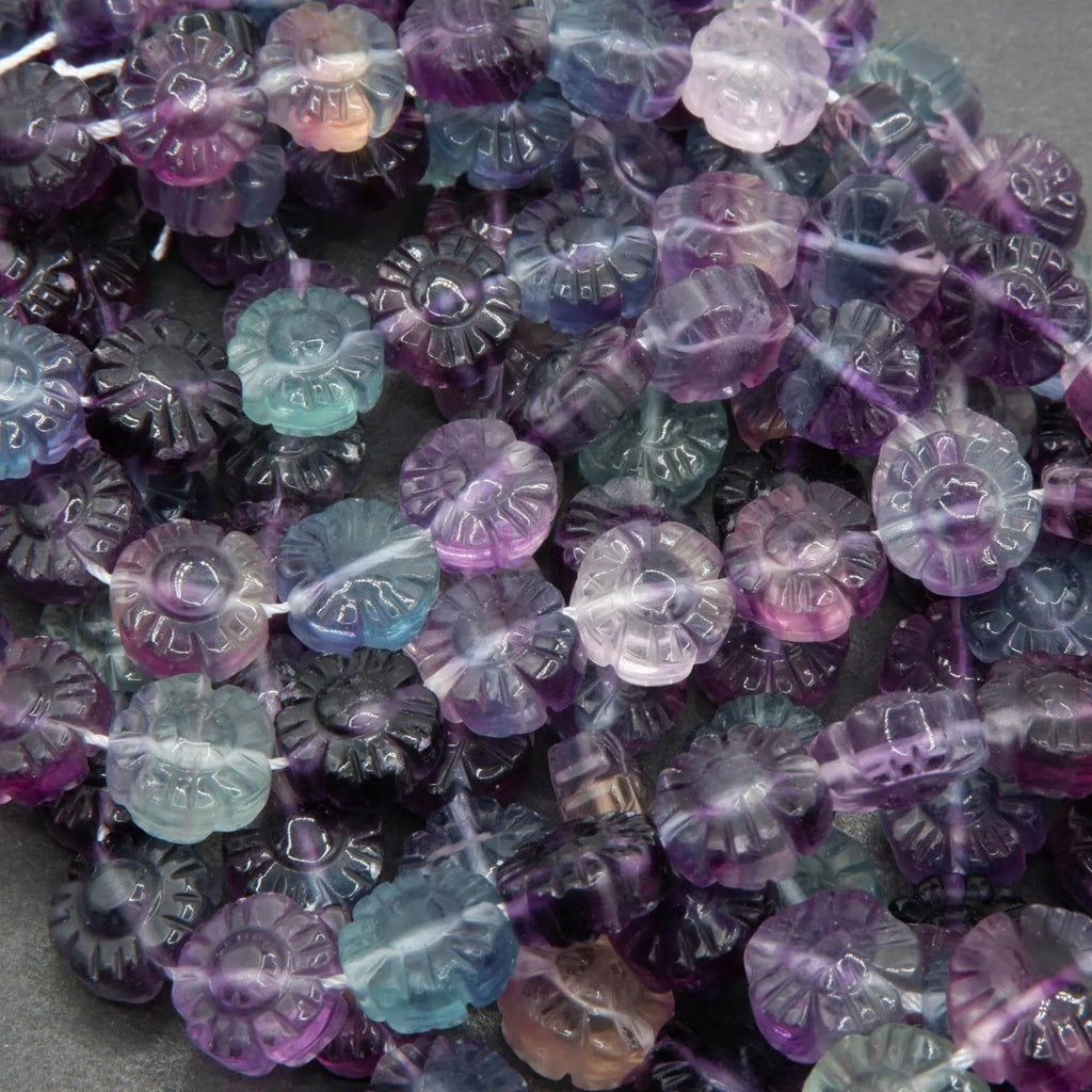 Fluorite flower shape beads.